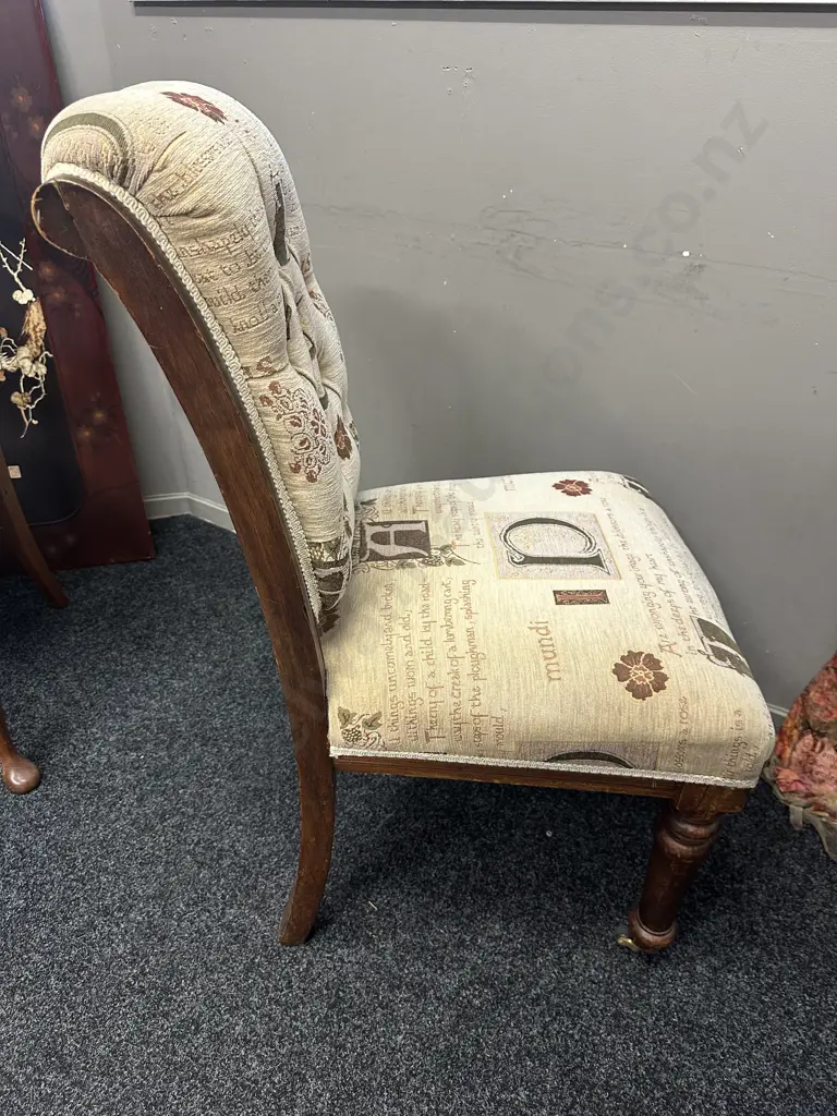 Antique Mahogany Button Back Chair Script Detailed Fabric With Castors On Front Image 1++