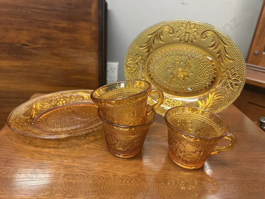Tiara Amber Sandwich Pressed Cups & Oval Snack Plates Image 1++