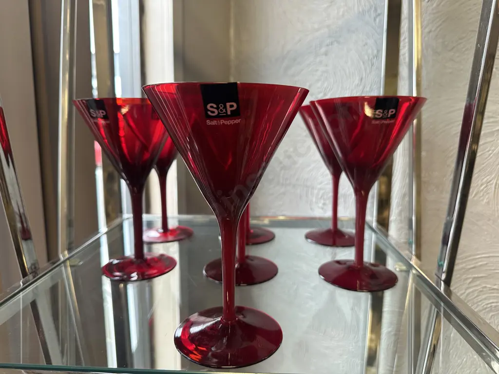 Salt & Pepper Winston Martini Ruby Red Glasses Image 1++