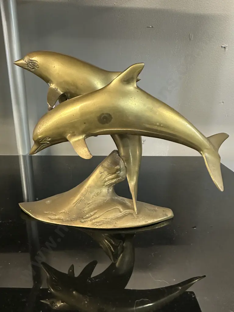 Vintage Brass Dolphin. 20 x 26cm Image 1++