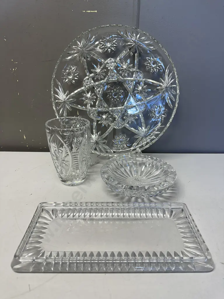 Vintage Crystal Plate,Vase & Glass Items Including Ashtray Image 1++