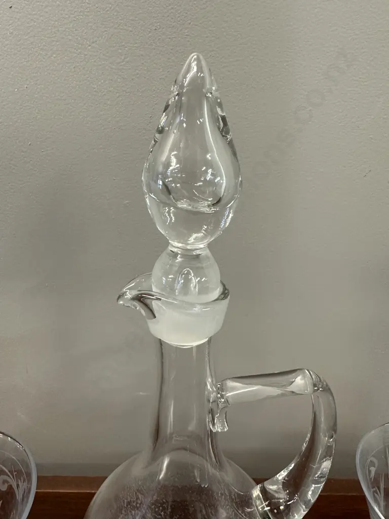 Vintage Claret Jug & Pair Of Etched Wine Glasses Image 1++