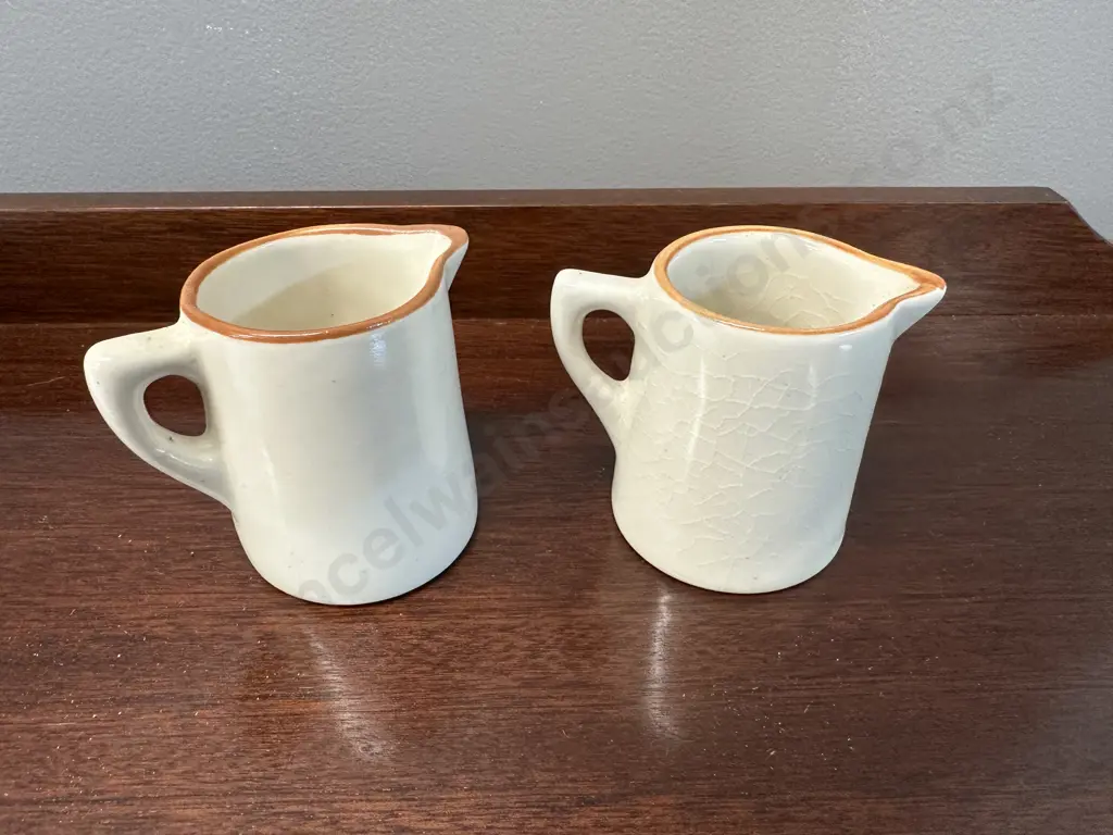 Pair Of Kermiko Shaw Berry Farm Milk Jugs Image 1++