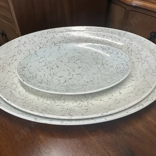 King Pin Myott Serving Platters In Graduated Sizes