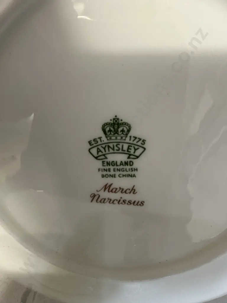 Aynsley 'March Narcissus' Plate & Cup Image 1++