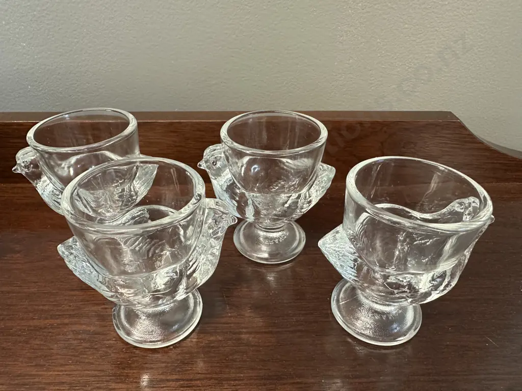 Set Of Four Vintage Hen/Chicken Egg Cups Clear Pressed Glass France Image 1++