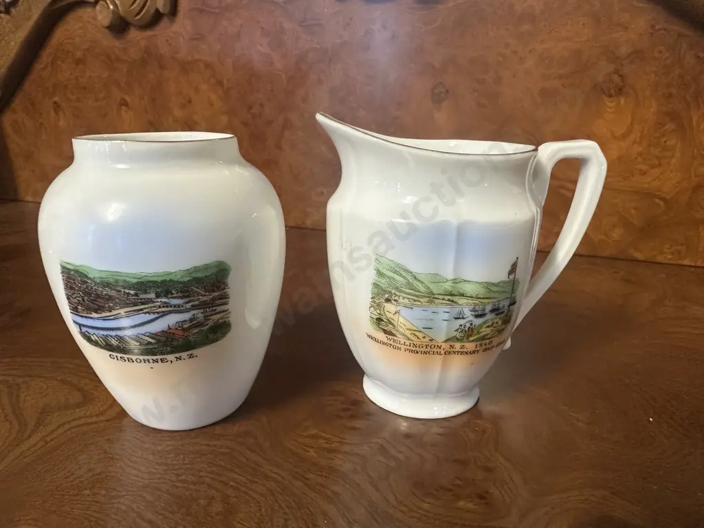 Royal Scenic China Souvenir Milk Jug Wellington 1840-1940 & Small Vase Gisbourne Image 1++