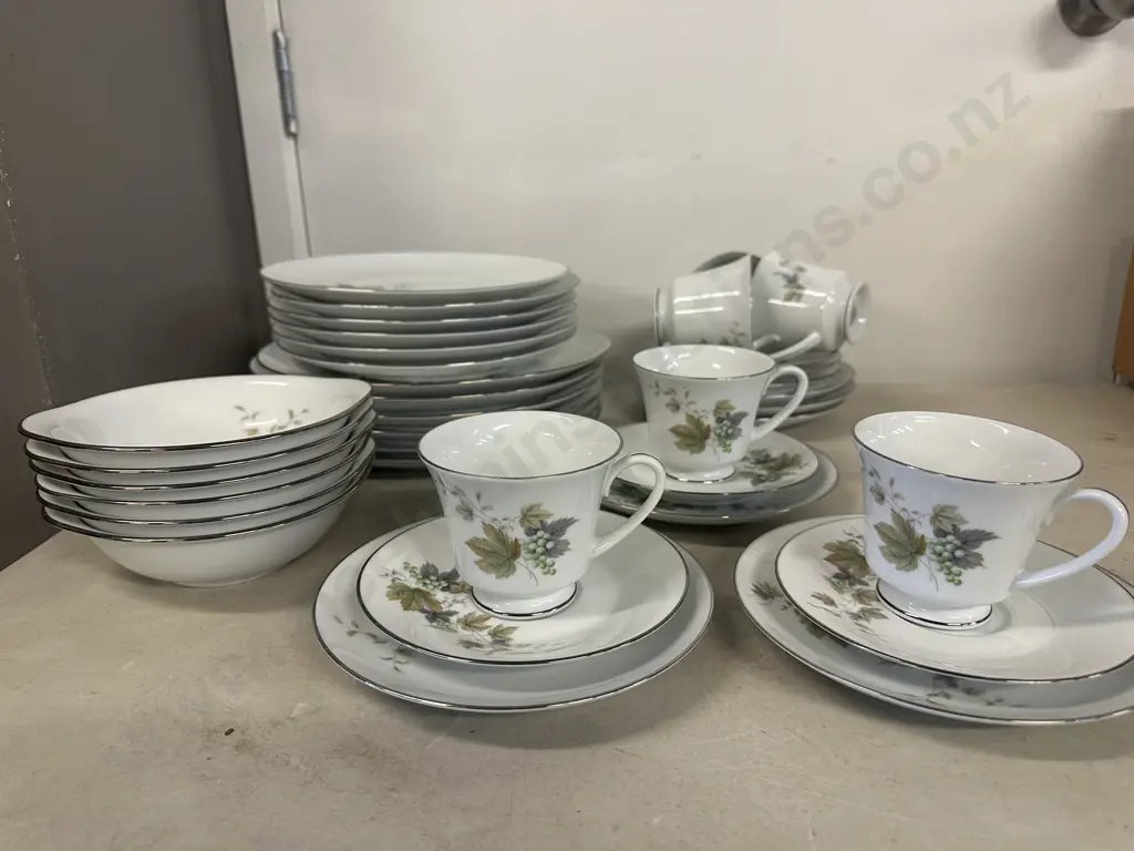 Noritake Dinner Ware Deauville #764 Image 1++