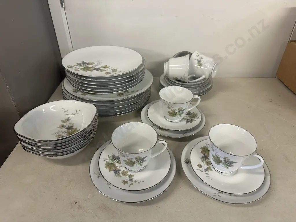 Noritake Dinner Ware Deauville #764 Image 1++