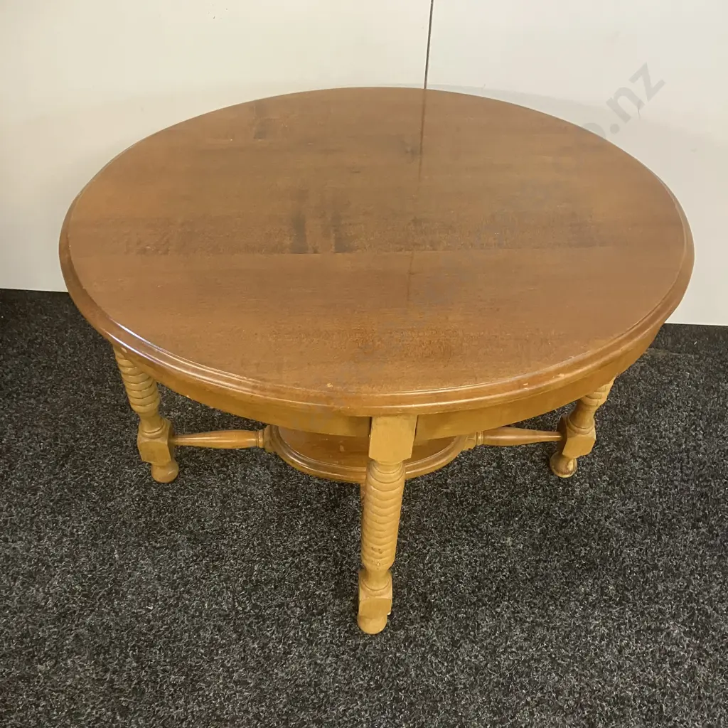 Mid Century Oval Occasional Table With 4 Spiral Legs & Small Undershelf. H51 W69 D55cm Image 1++