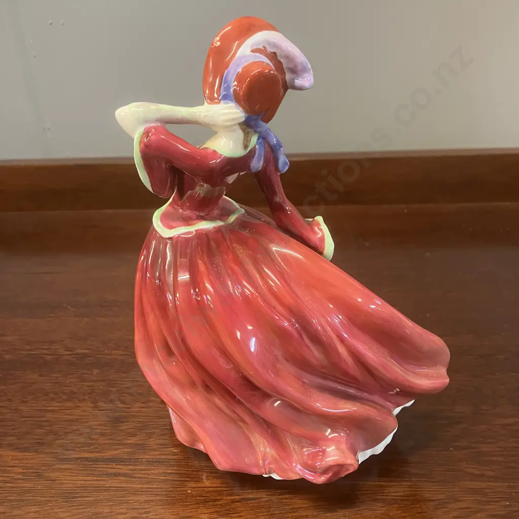 English Bone China Royal Doulton 'Autumn Breezes' Figurine HN1934 Image 1++
