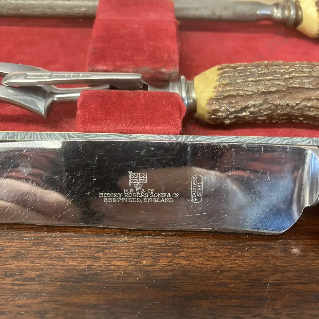 Henry Rogers Sons & Co Sheffield England 3 Piece Carving Set With Stag Antler Handles In Case, Stainless Steel Image 1++