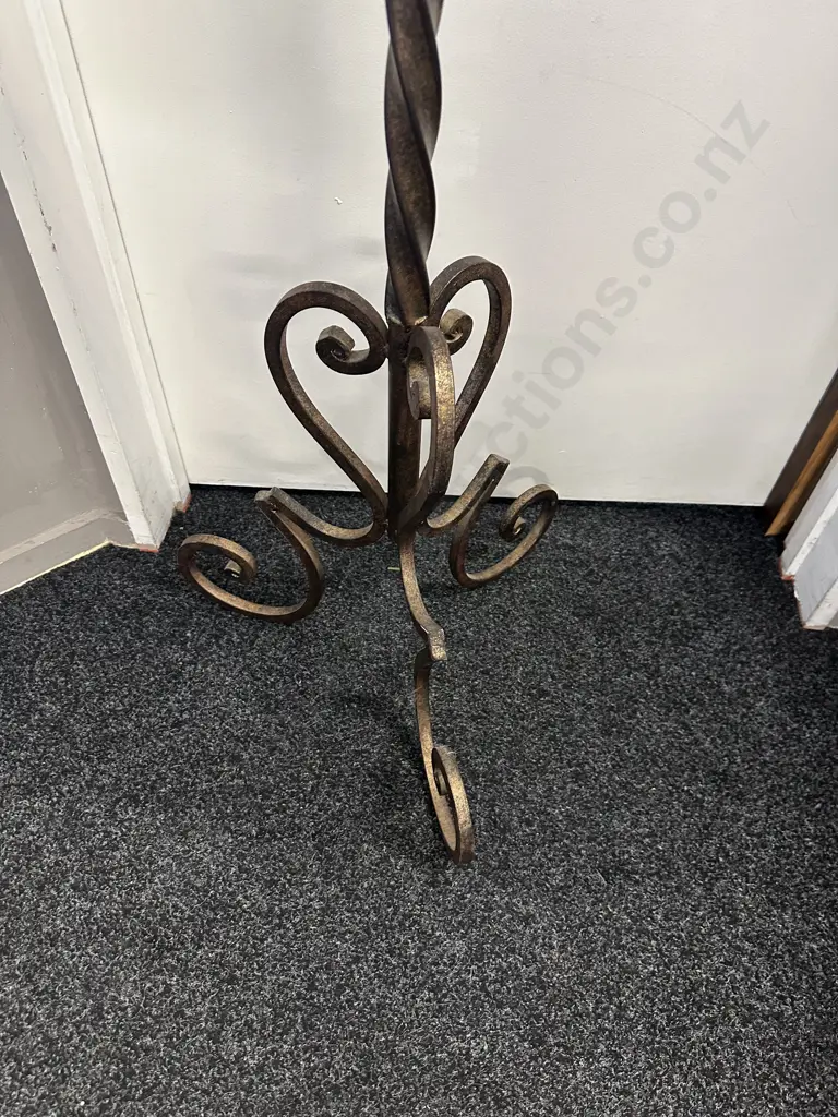 Free Standing Coat & Hat Stand  Image 1++
