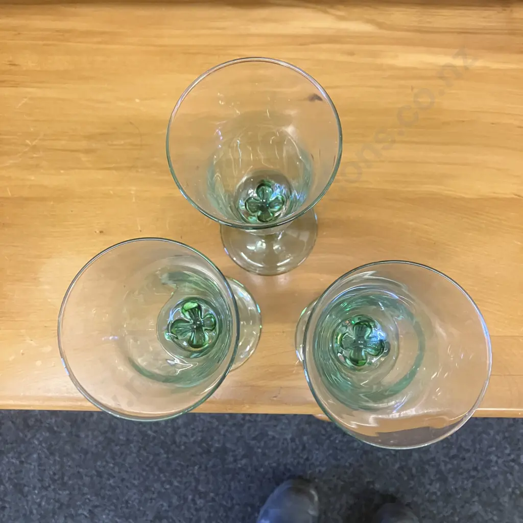 Set of 3 Vintage Luminarc Flower Stem Champagne Flutes Image 1++