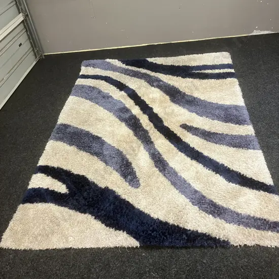 Signature Rugs Bilbao Shaggy 160 x 230cm Floor Rug - Blue / Grey / Cream Colours