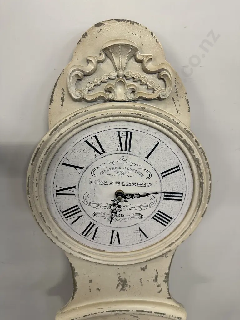 Decorative Antique French Style Wall Hung Clock PAPETRRIE ILLUSTREE 'Paris' H120cm. Image 1++