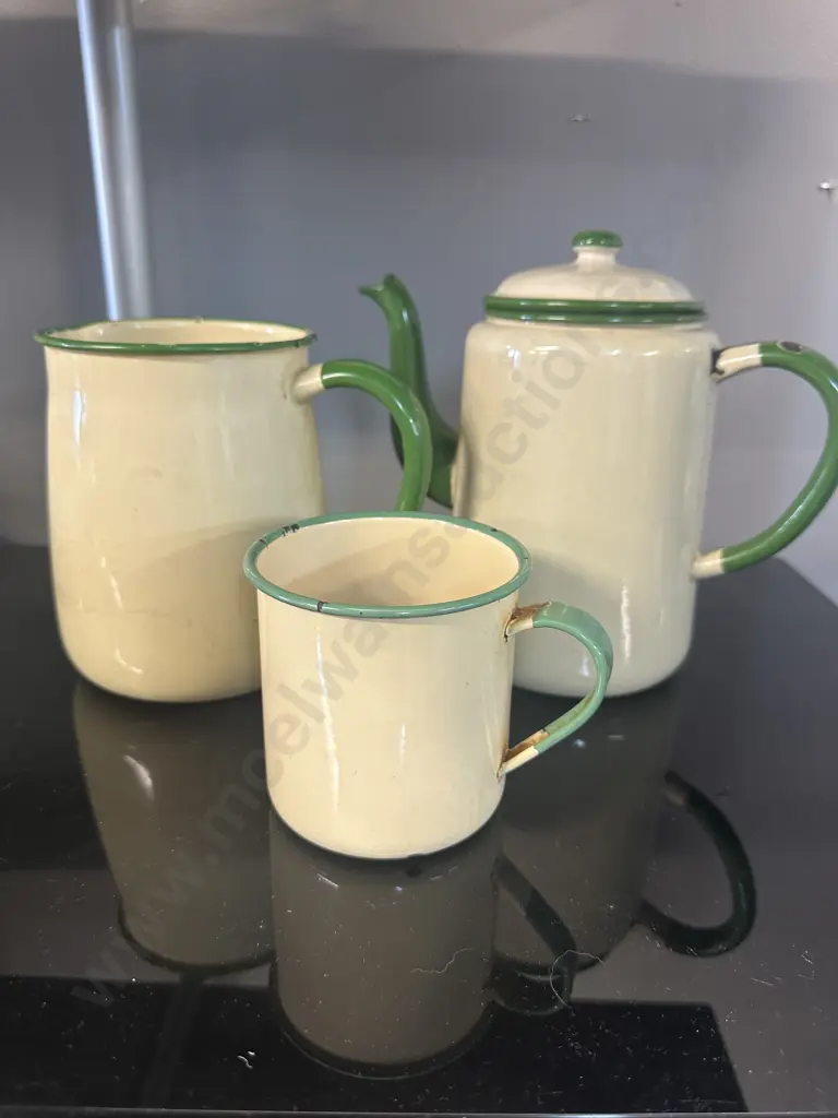 Vintage Green & Cream Enamelware Image 1++