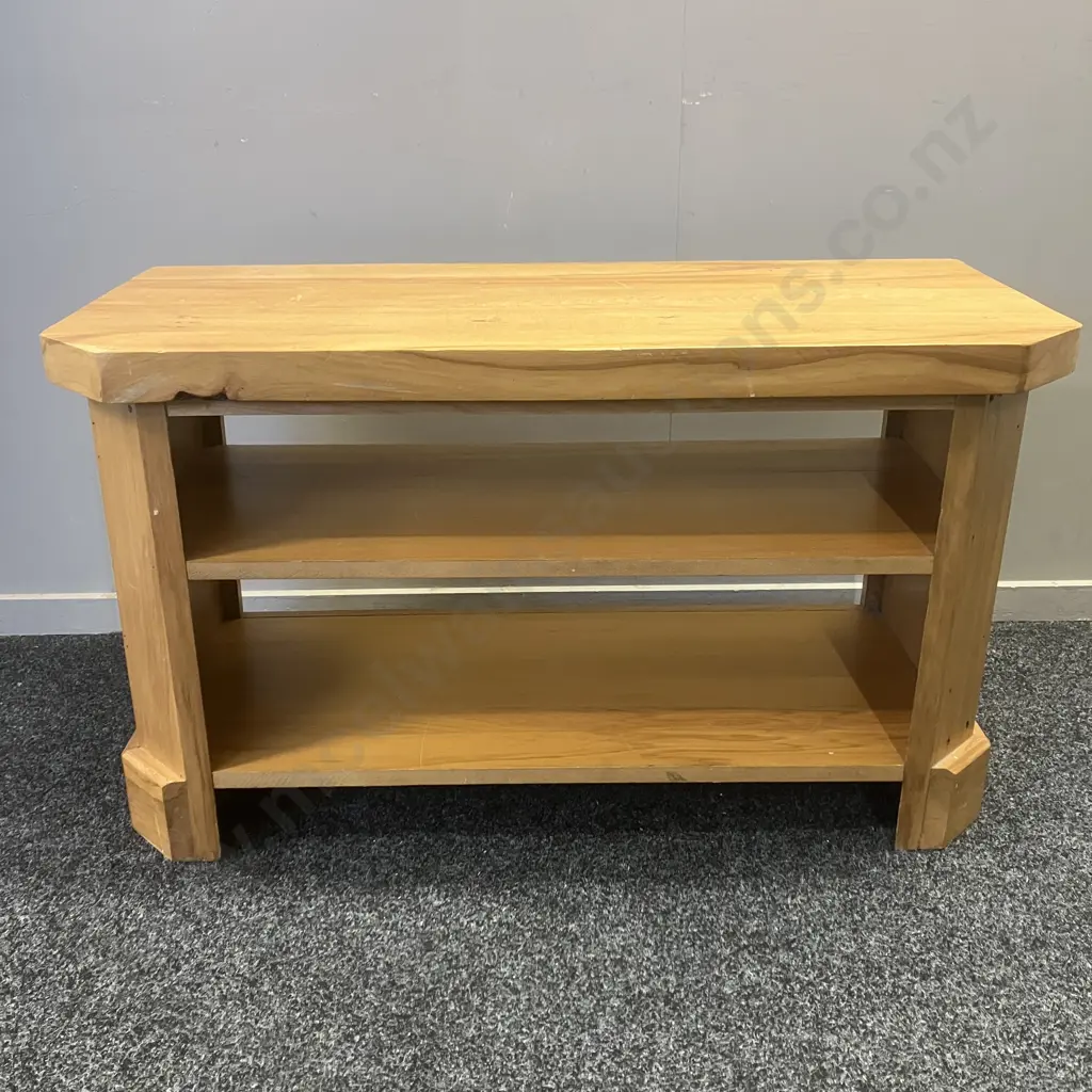 Rimu TV Entertainment Stand. H55 W95 D43.5cm Image 1++