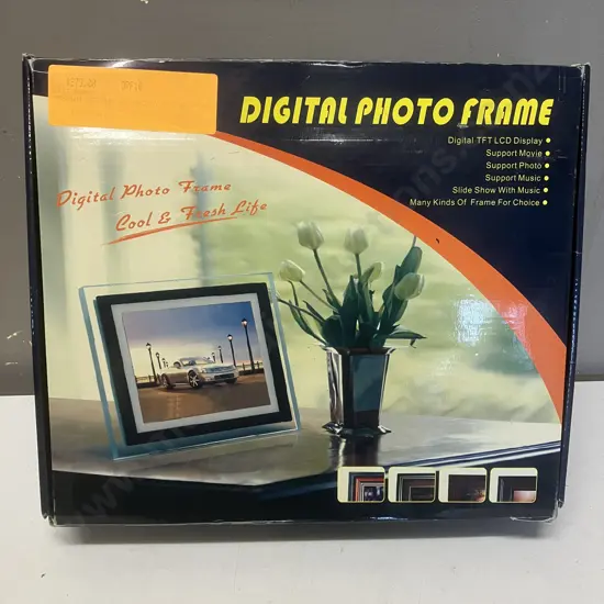 Digital Photo Frame