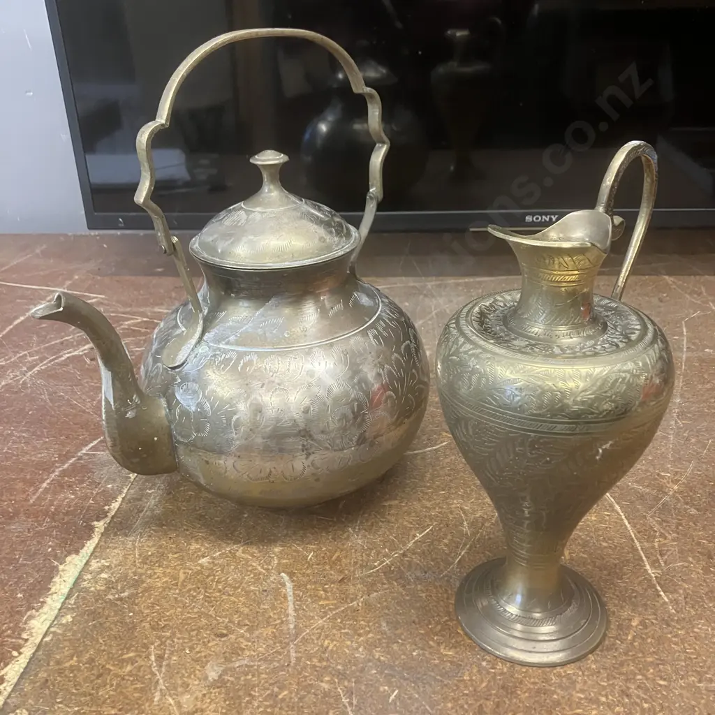 Vintage 28cm Brass Teapot & 24cm Brass Pitcher Image 1++