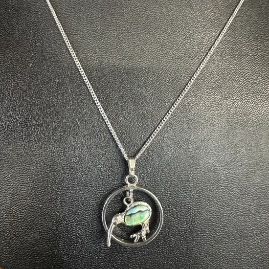 Kiwi Pendant Necklace 
