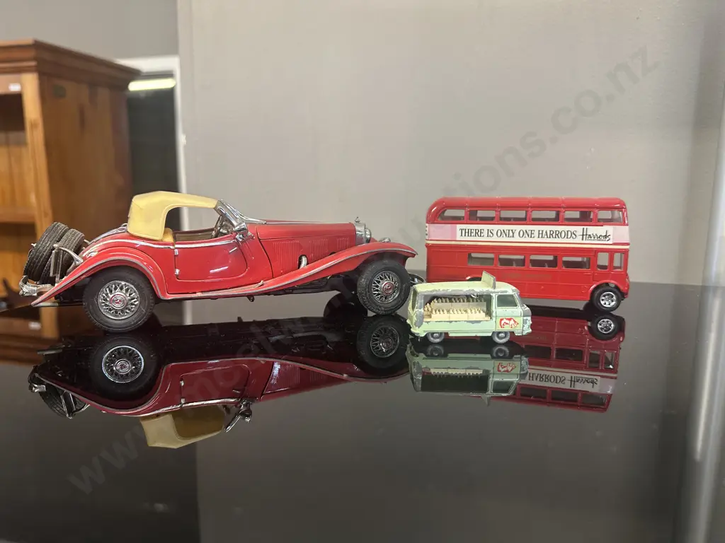 Vintage Model 1935 Mercedes 500K Special Roadster, Harrods Bus & Lesney Comber Bottle Float Image 1++