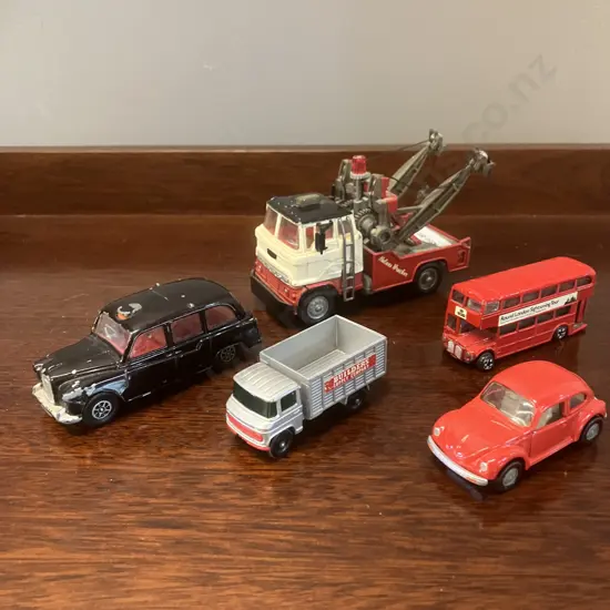 Corgi Major Holmes Wrecker, Whizzwheels Austin London Taxi-Cab, Siku VW, Matchbox Scaffold Truck, Red Double Decker Bus