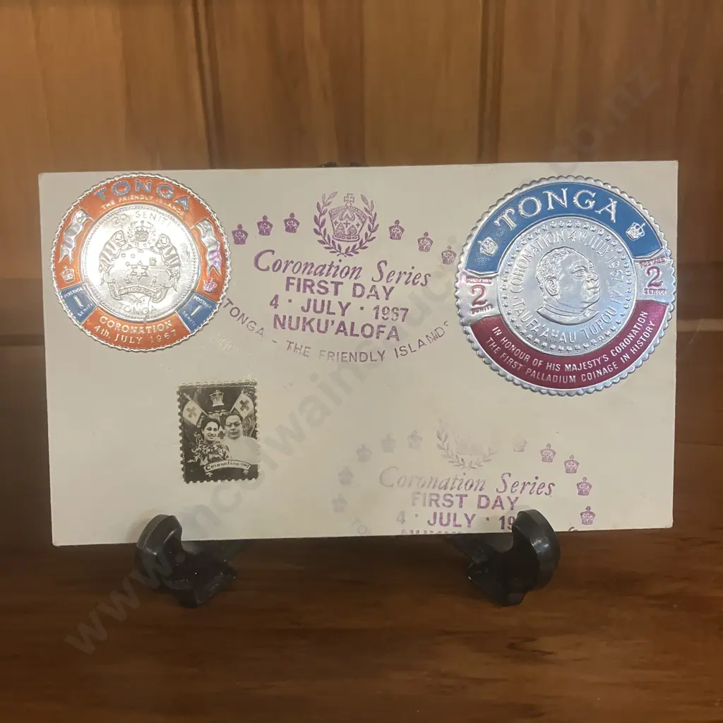 FDC Tonga Queen Salote Memoriam, Nuku'alofa, 16 December 1966 & Coronation Series 4 July 1967 FDC With Foil Stamps Image 1++