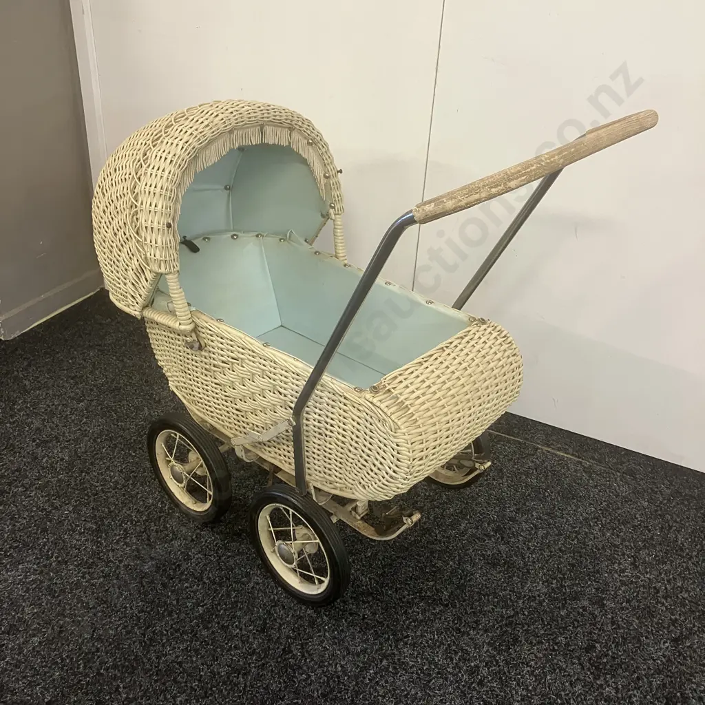 Vintage Woven Wicker Dolls Pram, Leather Sprung Image 1++
