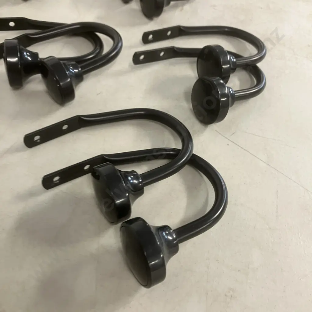 Ten Black Curtain Tie-Back Hooks With a Black 60cm Rail Image 1++