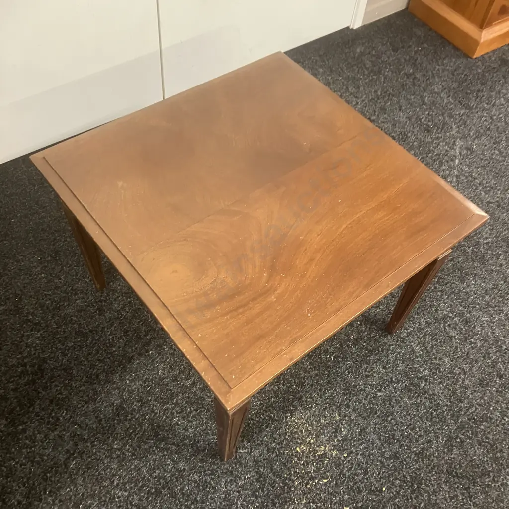 Mahogany End Table. H44 W61 D60cm Image 1++