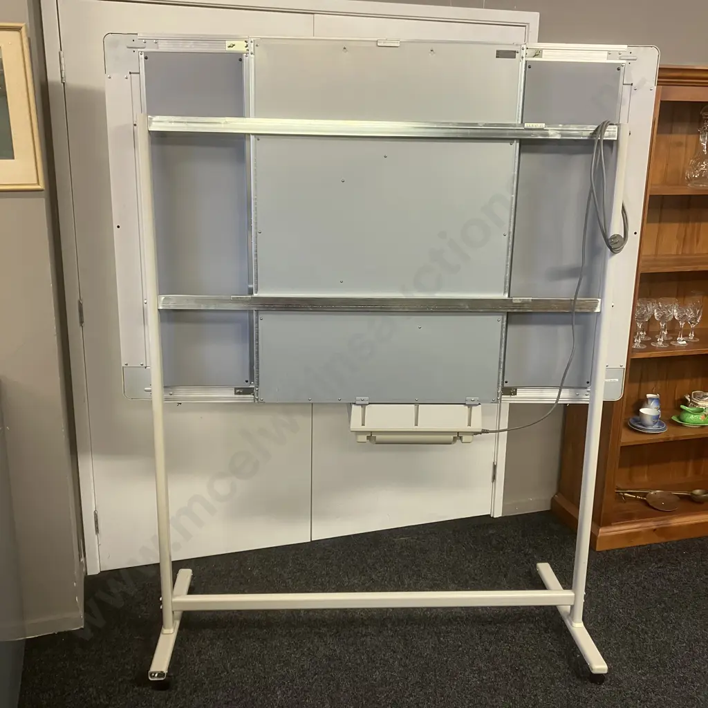 Panasonic KX-B530 Printable Electronic Whiteboard Image 1++