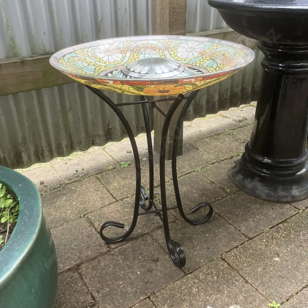 Glass Mosaic Pattern Bird Bath On Black Metal Stand. 55 x 44.5cm Image 1++