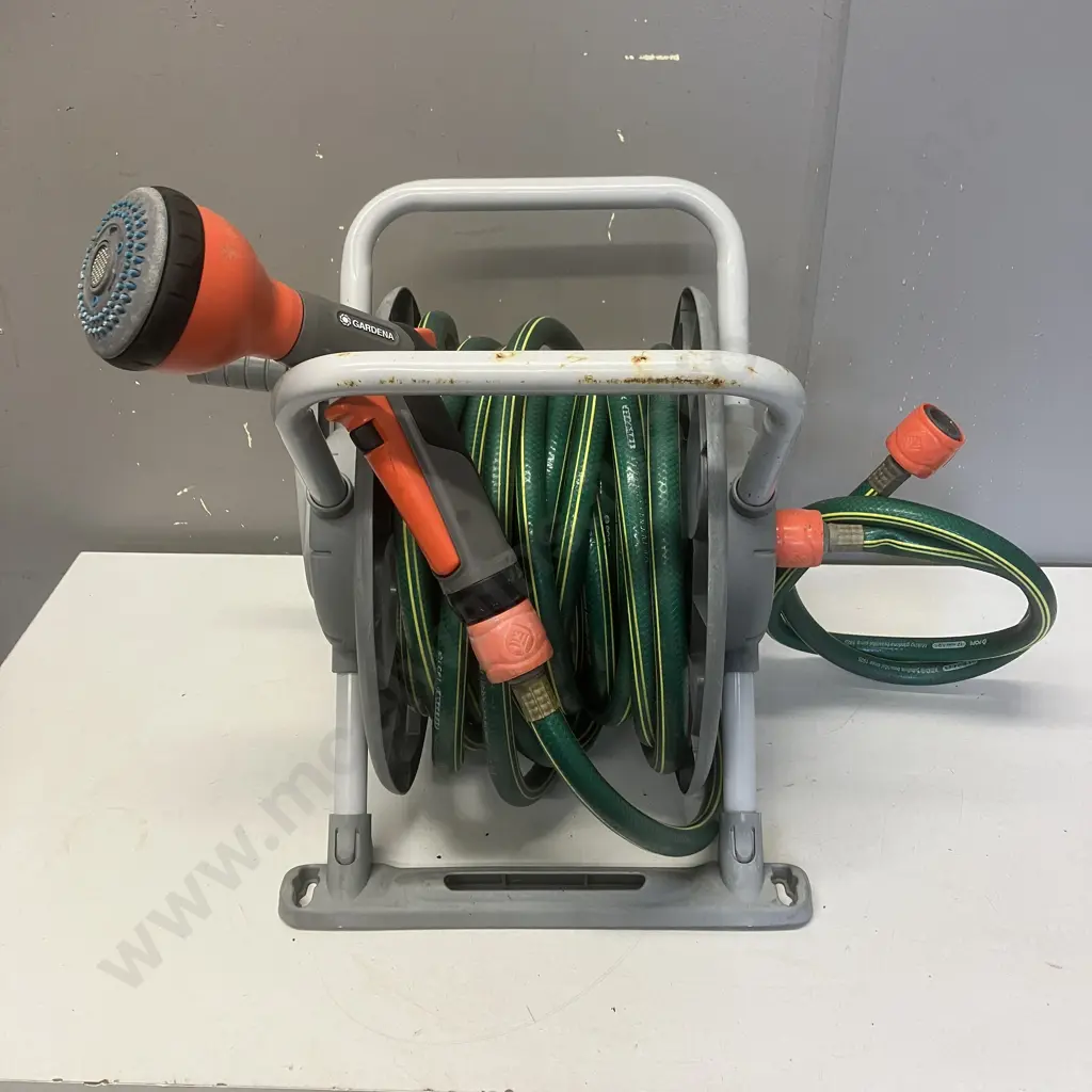 Garden Hose And Reel Image 1++