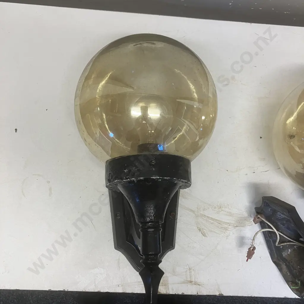 Pair of Vintage Cast Lights Image 1++