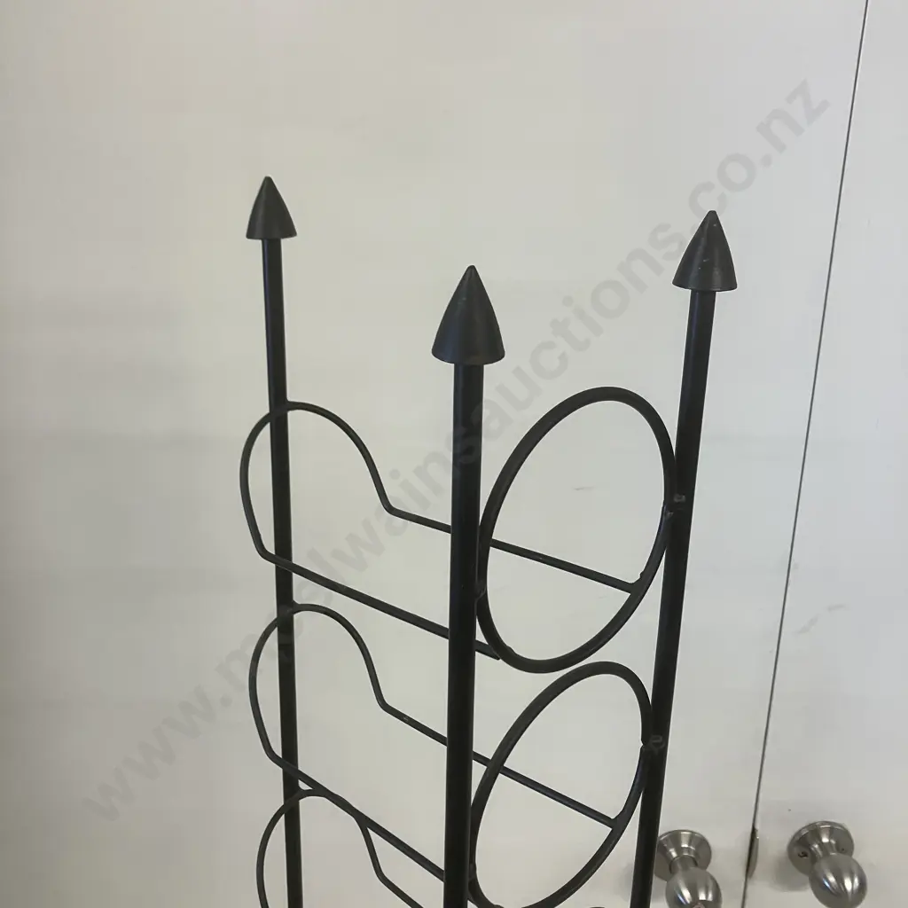 8 Bottle Black Metal Wine Rack. H102cm Image 1++