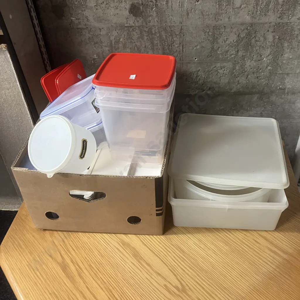 Plasticware & Tupperware Image 1++