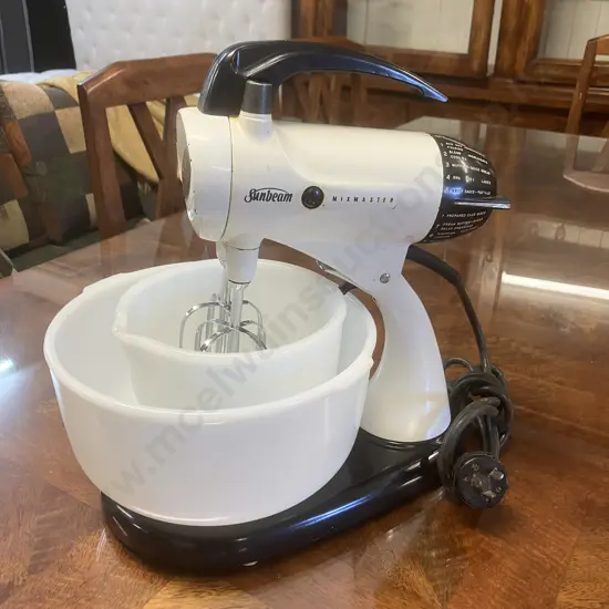Vintage 1950s Sunbeam Mixmaster 12 Speed Stand Mixer With Bowls