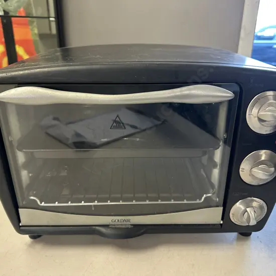 Goldair Bench Top Oven Model GMO300
