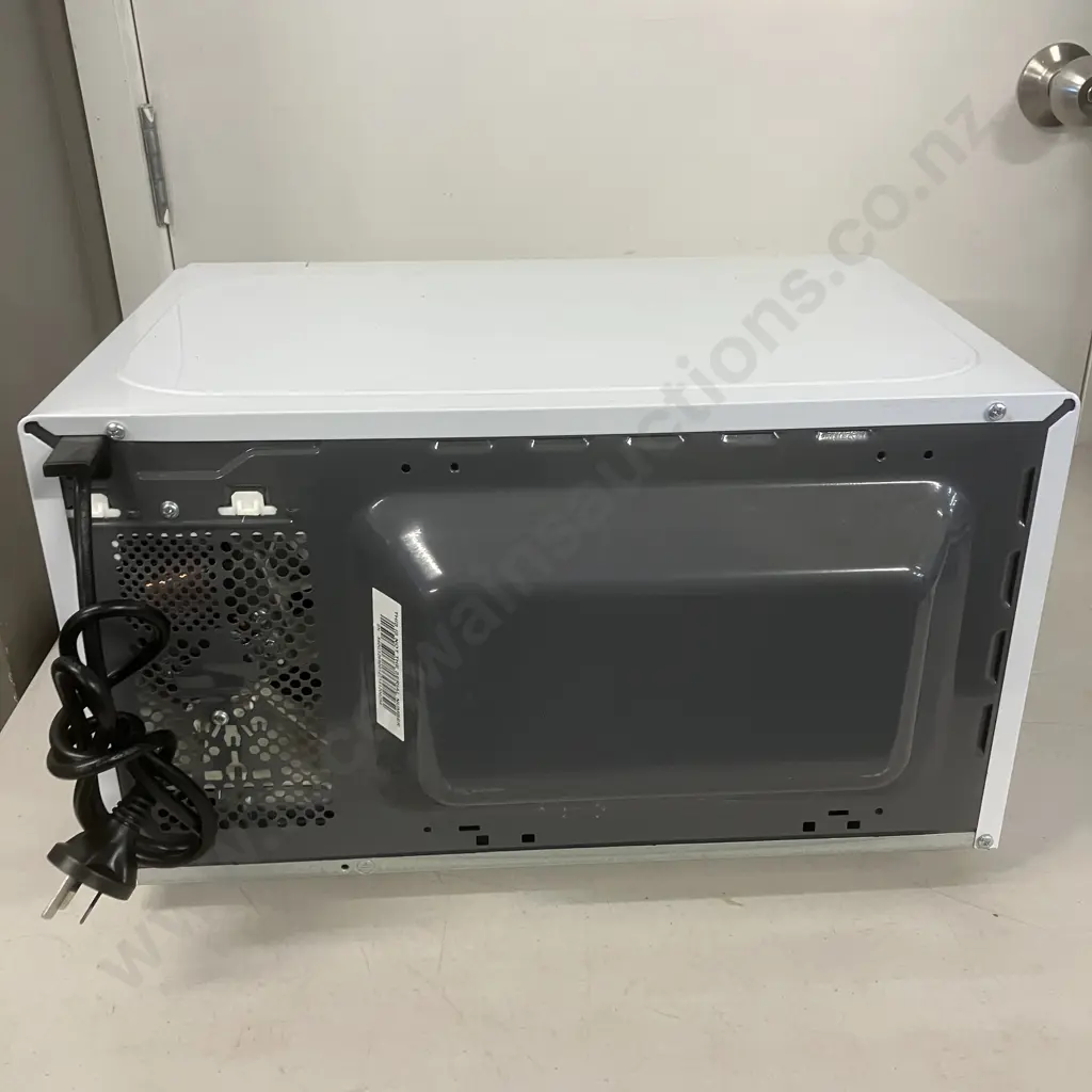 Sharp Microwave Model R-210D Image 1++