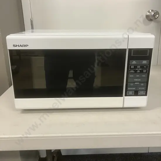 Sharp Microwave Model R-210D