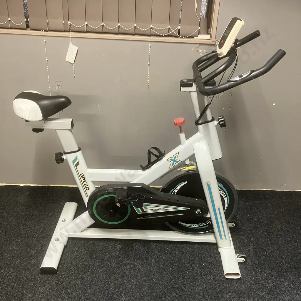 X Speed Fitness Bike Image 1++