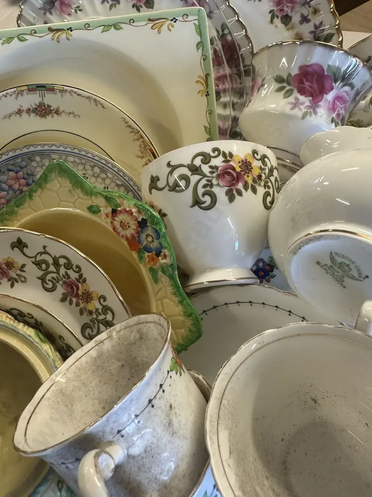 Box Lot Of China Items Including Grosvenor, Tusan Etc Image 1++