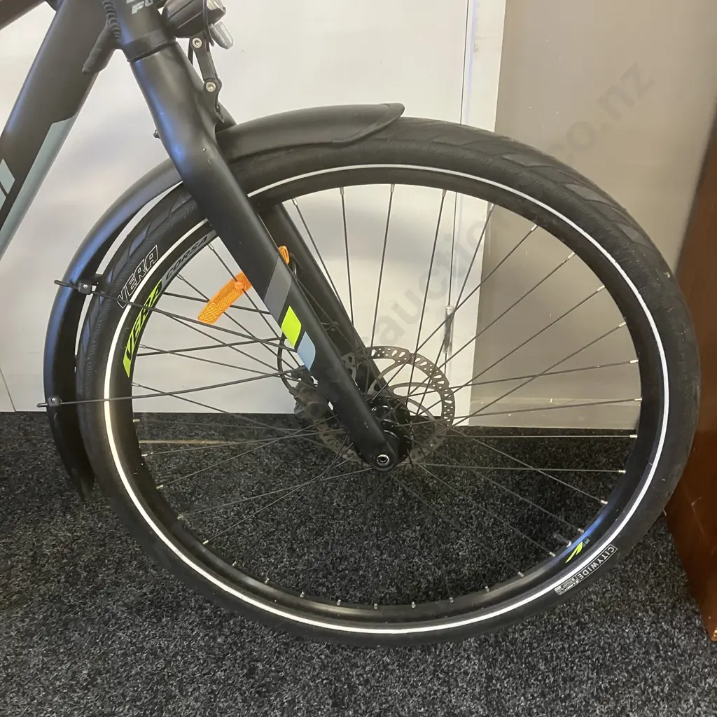 Fuji Conductor Two.1 Step Through Electric Bike, Satin Black With Charger & Key Image 1++