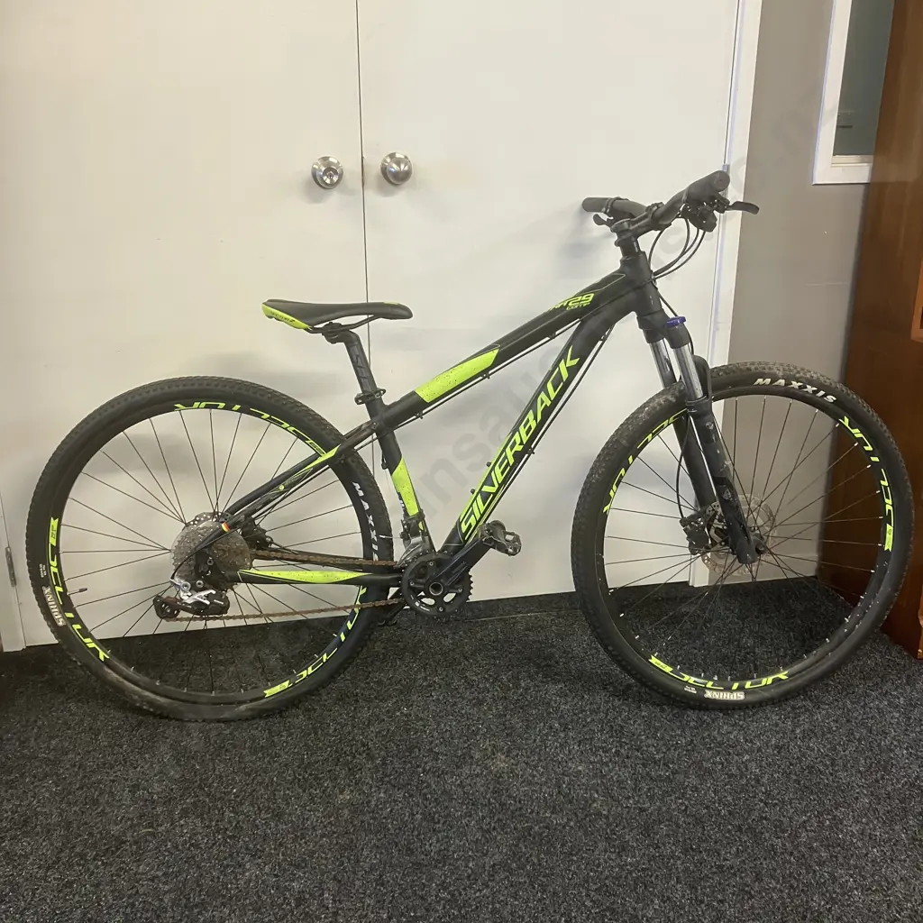 Silverback Spectra 29 Comp Mountain Bike, Black / Green Image 1++