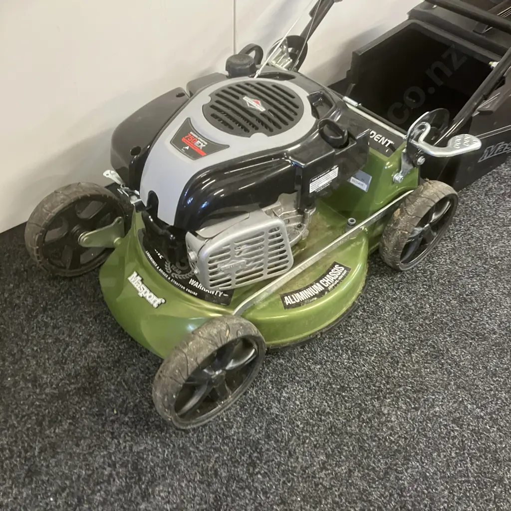 Masport President® 3000 AL S18 Combo (Cut, Catch or Mulch) , B&S 161cc 4-Stroke, Aluminium Non Rust Chassis Image 1++