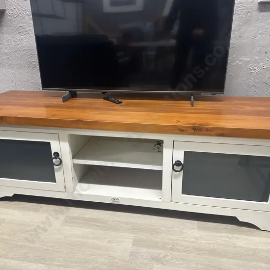 Woodpeckers Cream/Wood Television Stand Smoked Glass & Black Ring Handles H49.5,W159,D50cm.