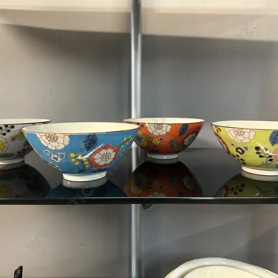 Morgan & Finch Home Collection Flower Patterned Stoneware Bowls x4