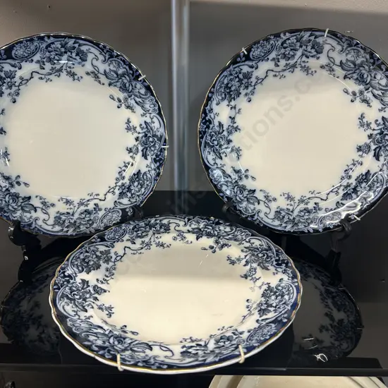 Set Of Three Keeling & Co Chatsworth Flow Blue Dinner Plates