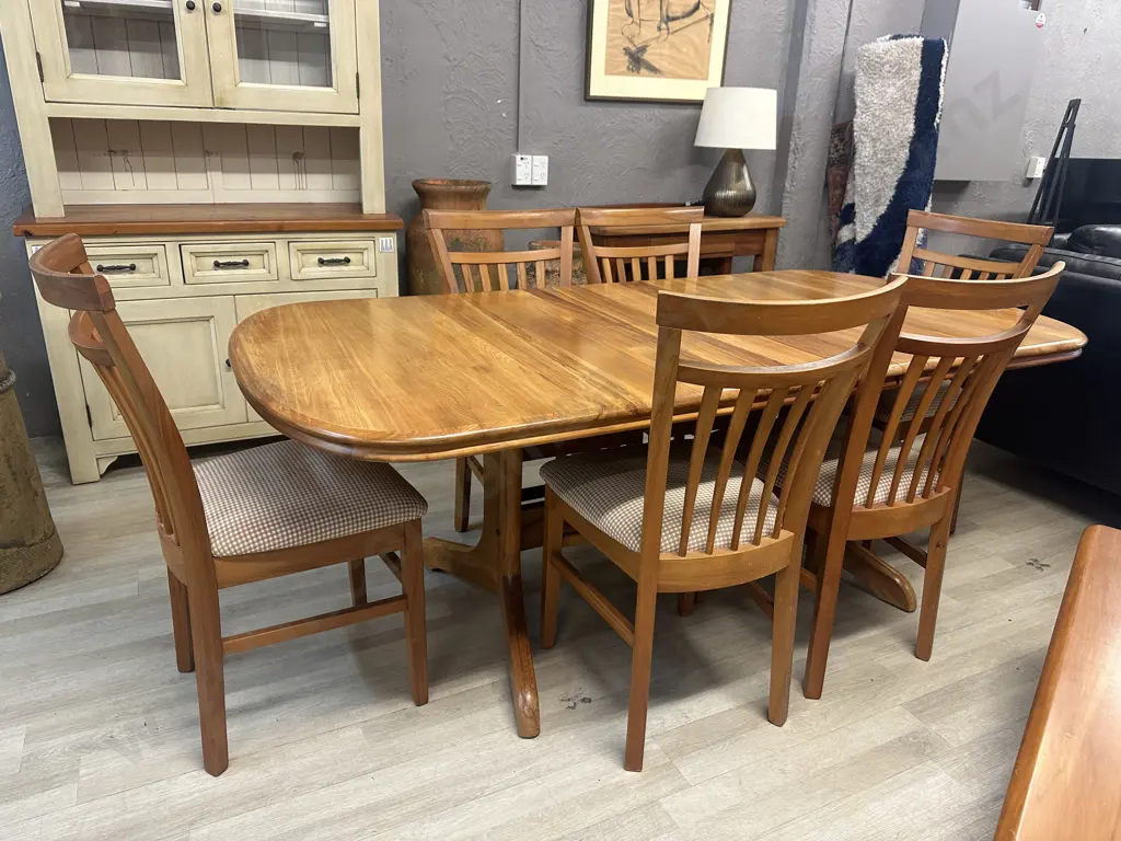 Rimu Dining Table & Six Chairs With Curved Slat Back & Checked Upholstered H75,W198,D100cm. Extention 39cm. Image 1++